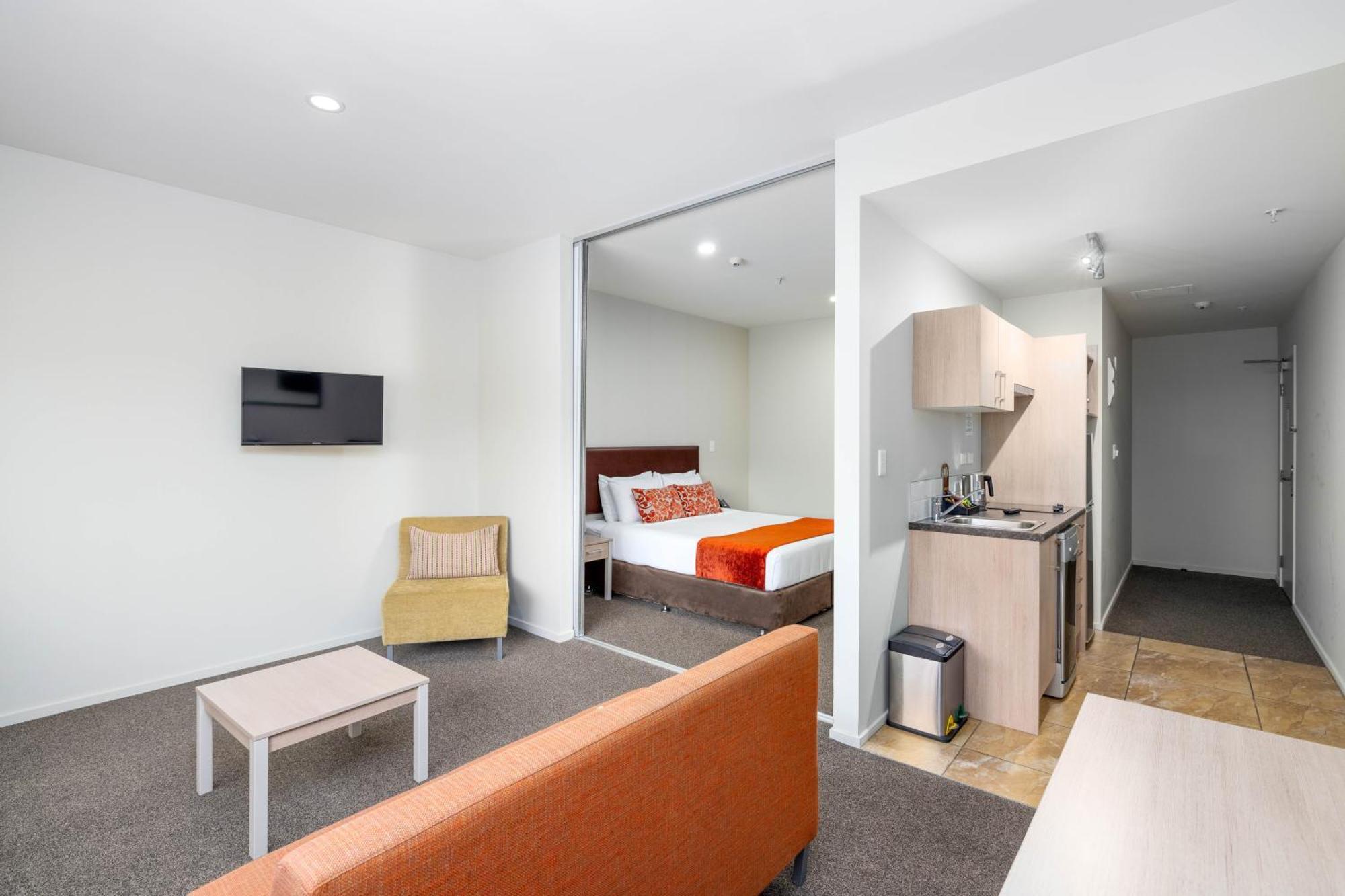 Ramada Suites By Wyndham Christchurch City Zewnętrze zdjęcie