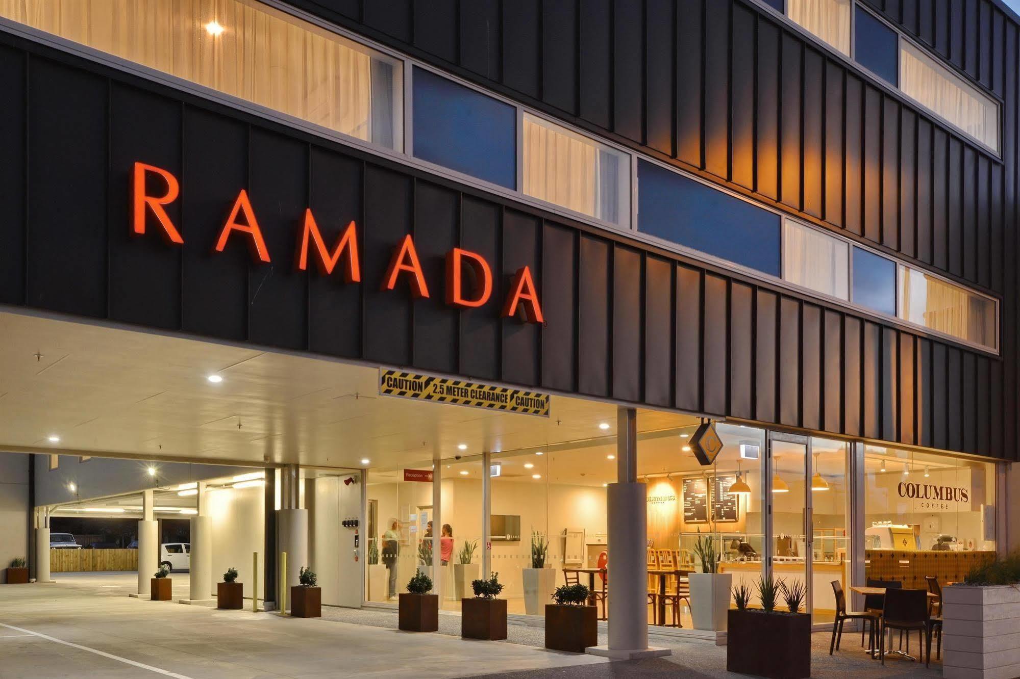 Ramada Suites By Wyndham Christchurch City Zewnętrze zdjęcie